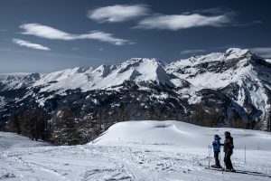 Anzère ski station from crans montana skiers