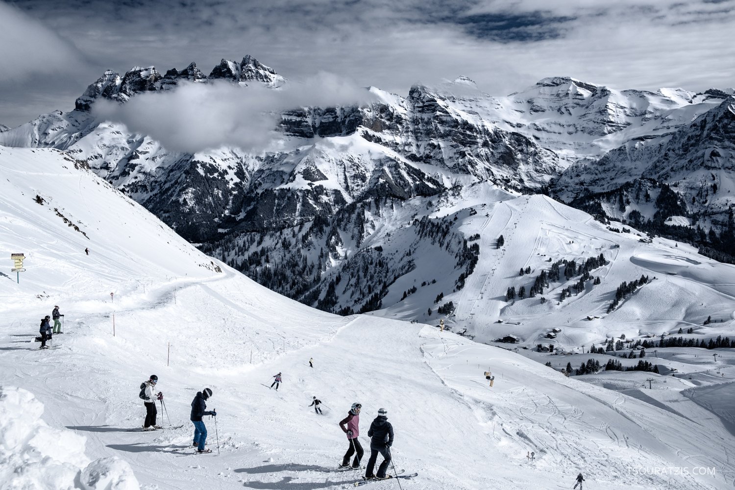 Valais ski resorts stations in Swiss Alps