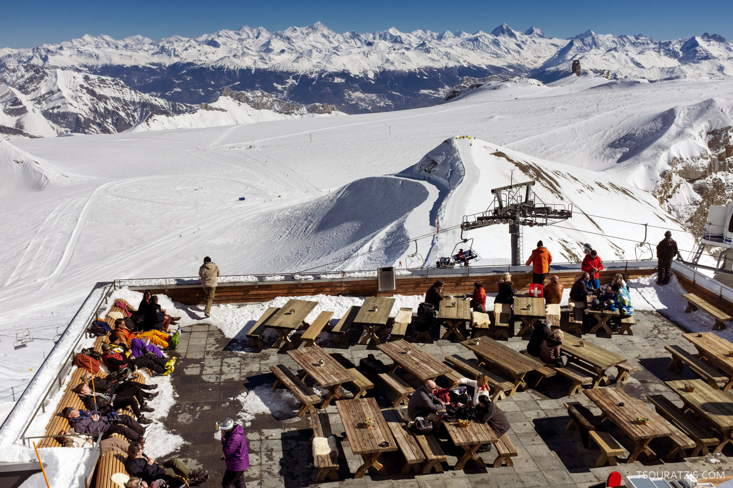 Photos from Glacier 3000 ski station