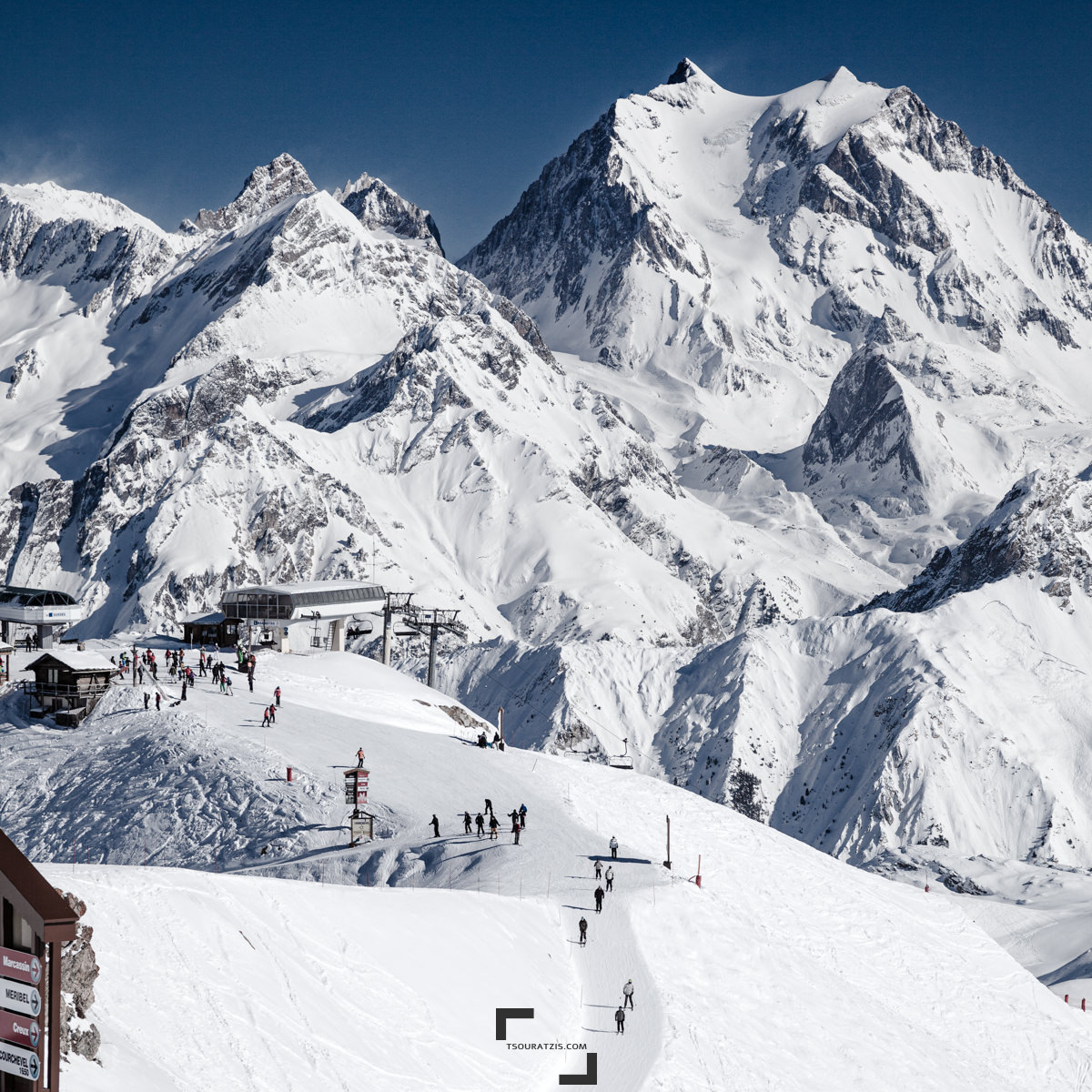 Courchevel Les Marmottes ski lift 3 valleys ski domain